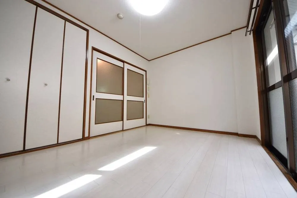 アパートメント柏原 310号室の写真 14