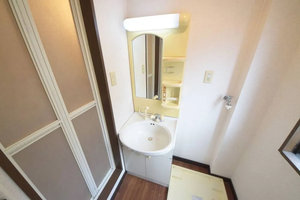 居村マンション 202号室の写真 6