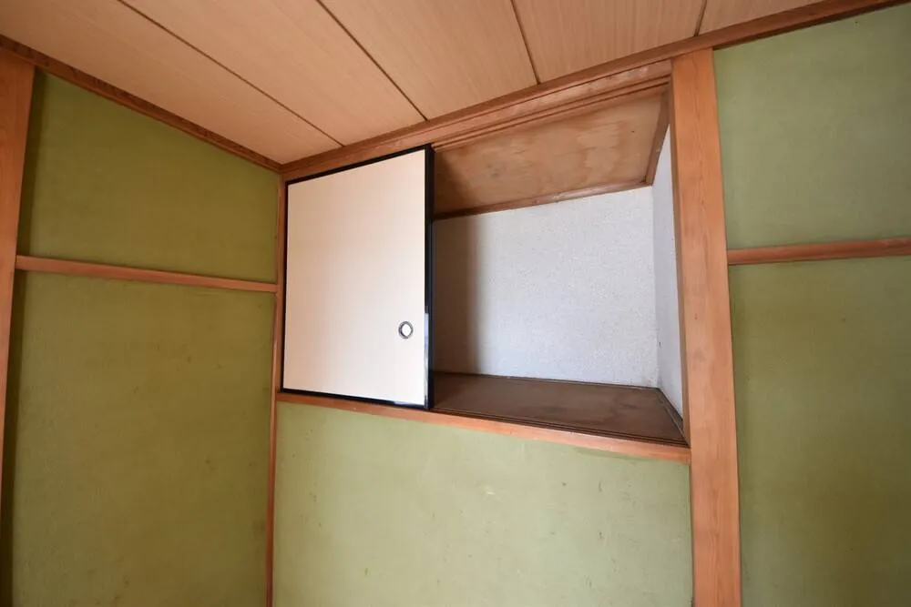 安堂町貸家の写真 9