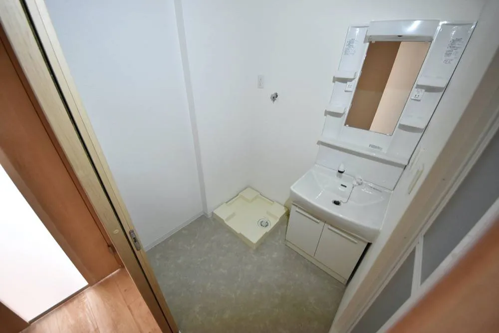 清州マンション 306号室の写真 6