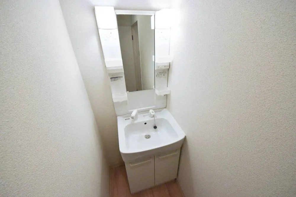 プレアール本郷 302号室の写真 6