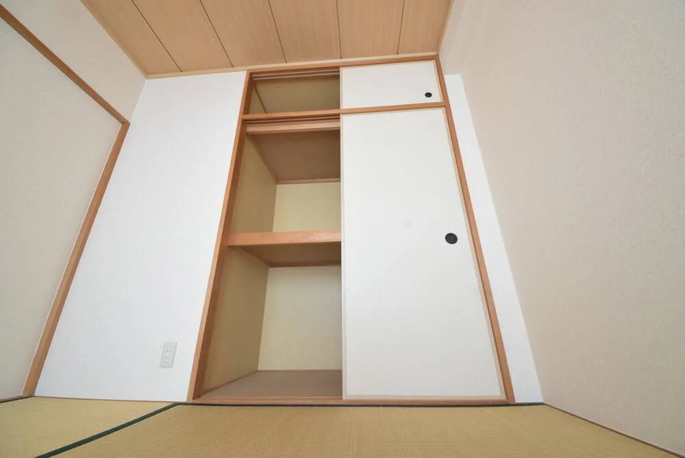 グレープヒル安堂 402号室の写真 13