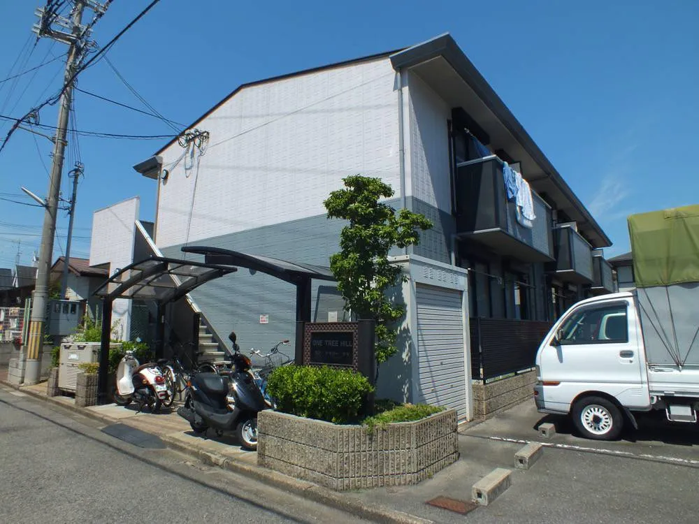 ワントゥリーヒル 206号室の写真 1