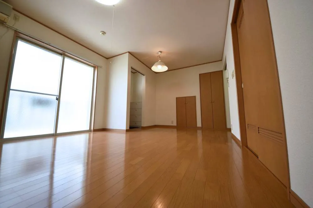 岡本マンション 101号室の写真 9