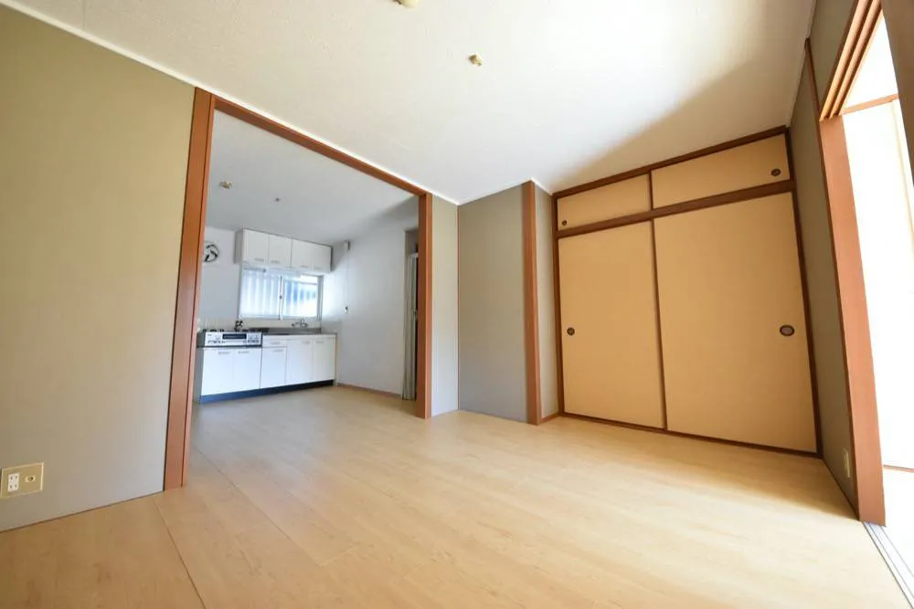 シティハイツ本町 101号室の写真 3