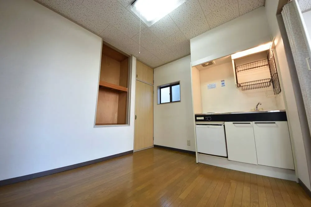 青山住研ハイツ 201号室の写真 9