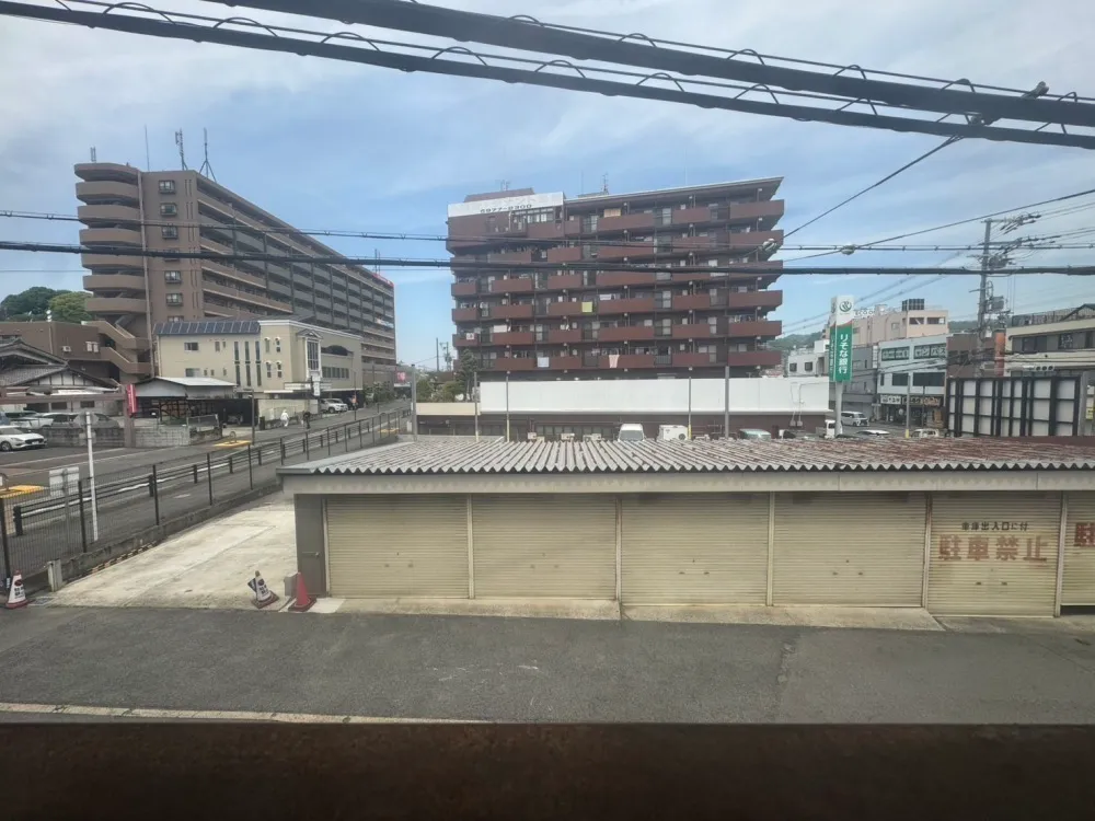 谷口テナント 東2軒目号室の写真 12