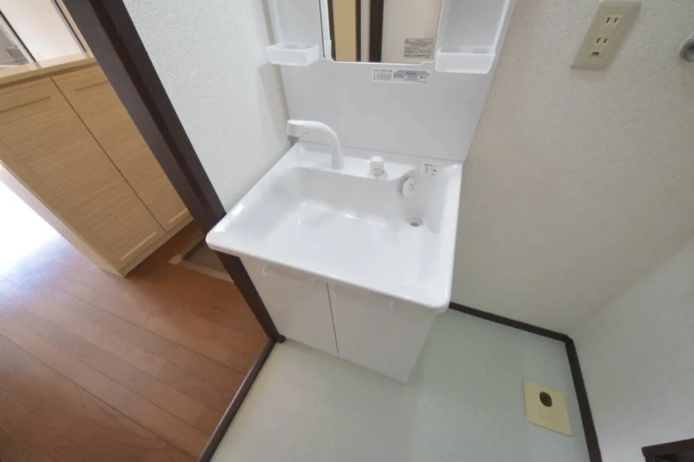 サンライフAOKI2 102号室の写真 6