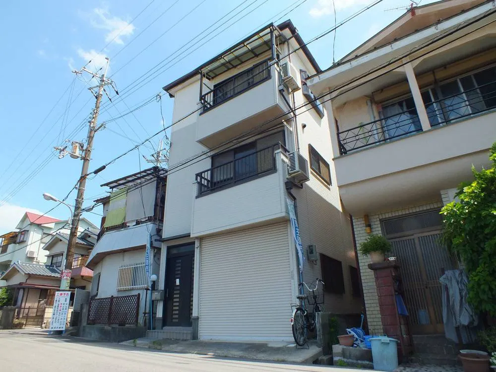 高井田貸家の写真 1