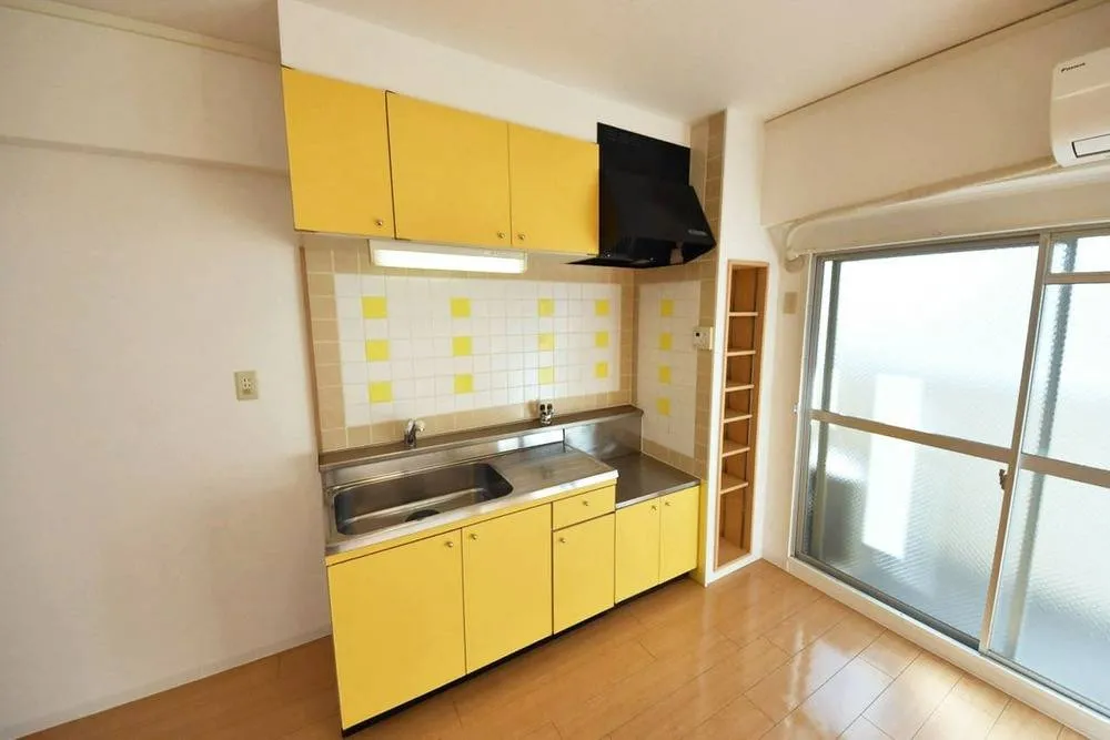 第5コーポ平野 202号室の写真 3