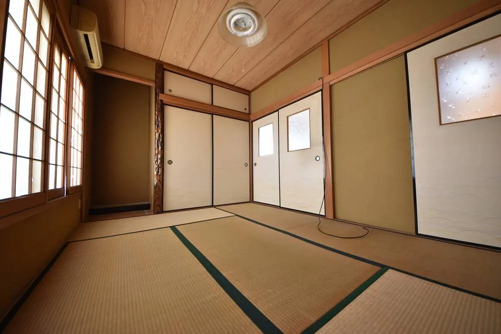 安堂町貸家の写真 11