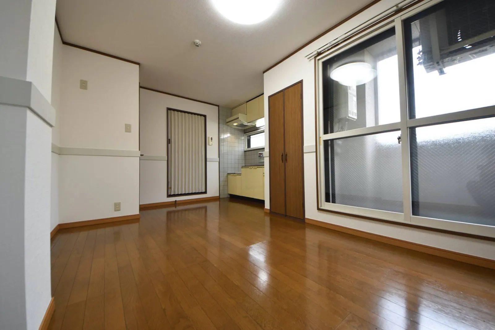 ハイツハピネス 302号室の写真 3