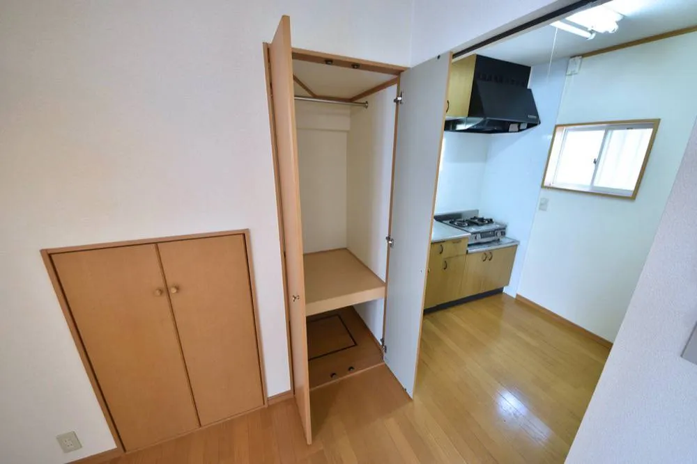 岡本マンション 101号室の写真 12