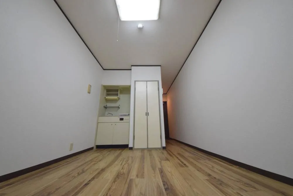 グレープ本町 205号室の写真 9