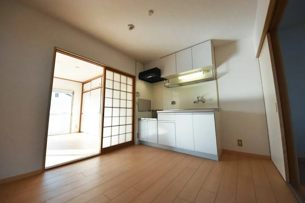 大県マンション2 205号室の写真 3
