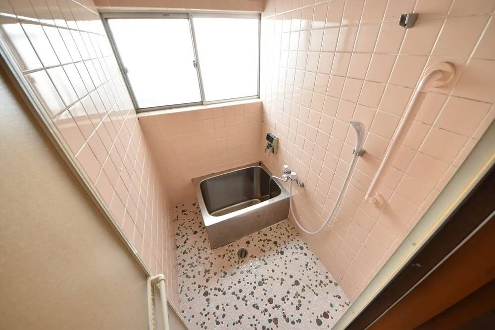 安堂町貸家の写真 5