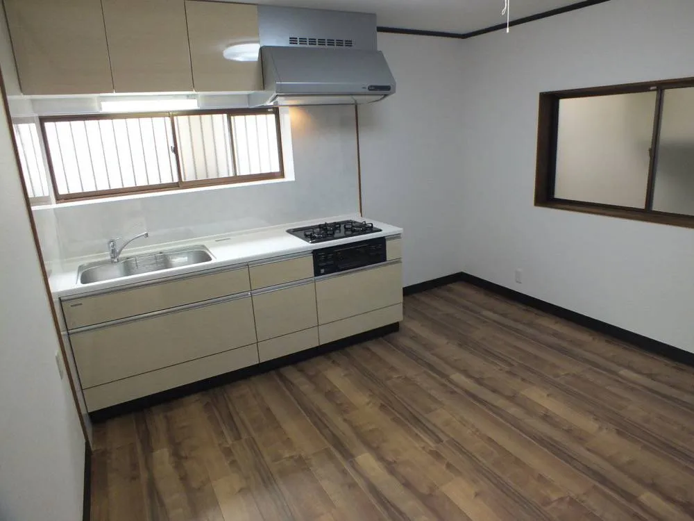 柏原市法善寺4丁目貸家の写真 3