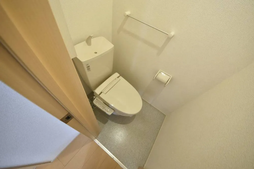 クラールブリーゼB棟 103号室の写真 7