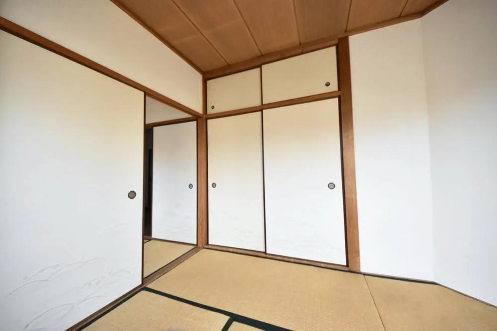 ニシグチマンション 206号室の写真 11